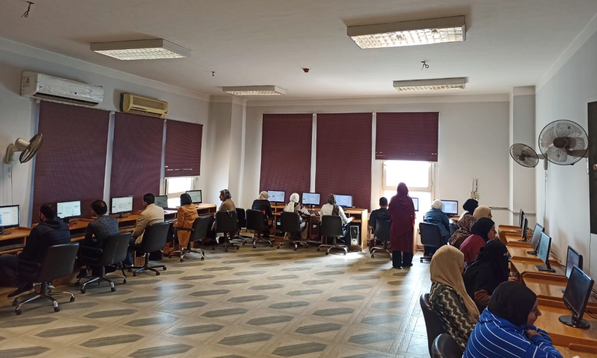 اختبار دورة اساسيات التحول الرقمي جروب G239 منح لليوم الثاني علي التوالي