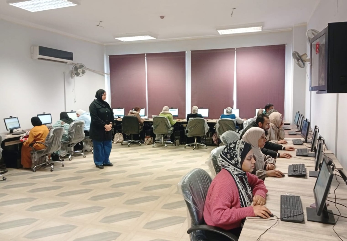 لليوم الثاني علي التوالي اختبار دورة التحول الرقمي جروب G240 منح لمعاوني اعضاء هيئة التدريس والباحثين