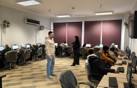 بناء علي توجيهات معالي الأستاذ الدكتور رئيس الجامعة ونظراً للظروف الجوية الحالية متابعة سير عملية الاختبارات وتذليل كافة المعوقات اثناء اداء الاختبارات