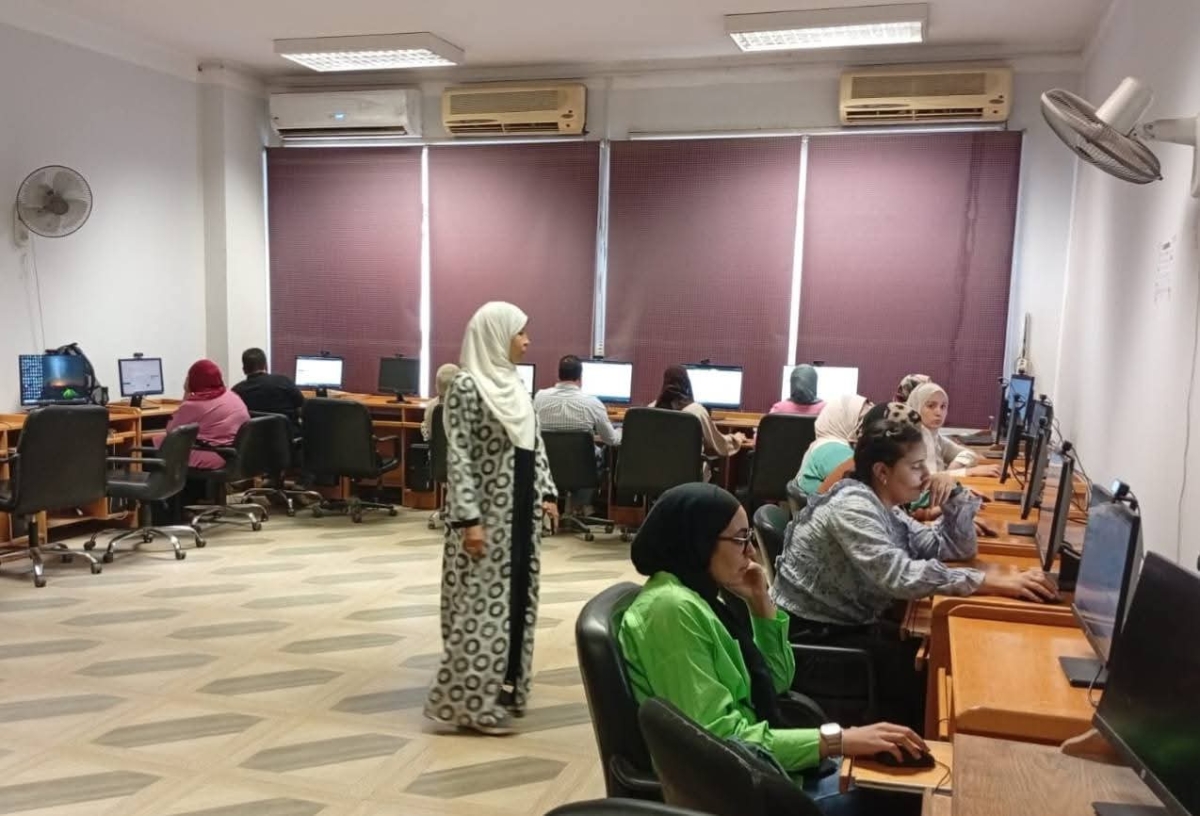 جانب من اختبار دورة اساسيات التحول الرقمي G274 منح بوحدة التدريب